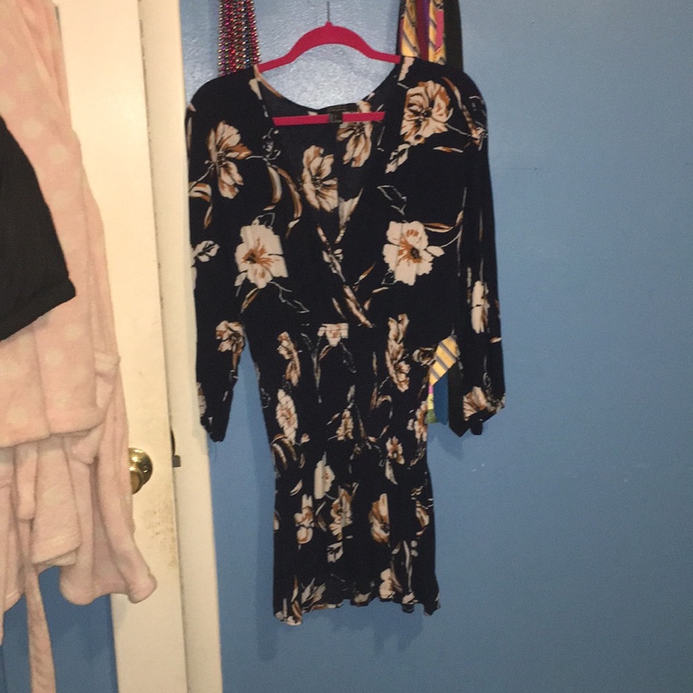 FOREVER 21 SZ L FLORAL DRESS